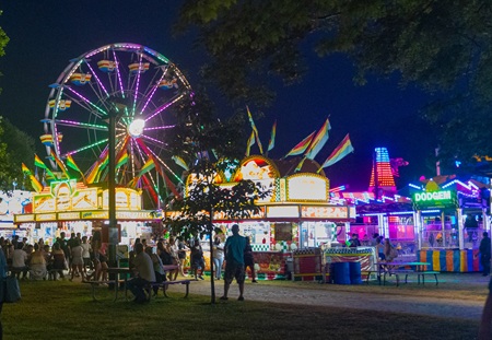 fair at night 