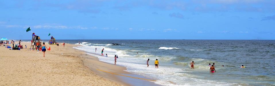Weekends-only guarded swimming at Seven Presidents Oceanfront Park; weather permitting
